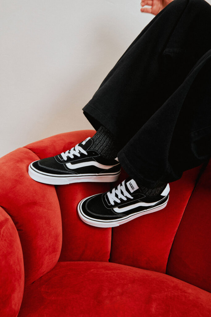 Vans Old Skool Blk/ White  Womens